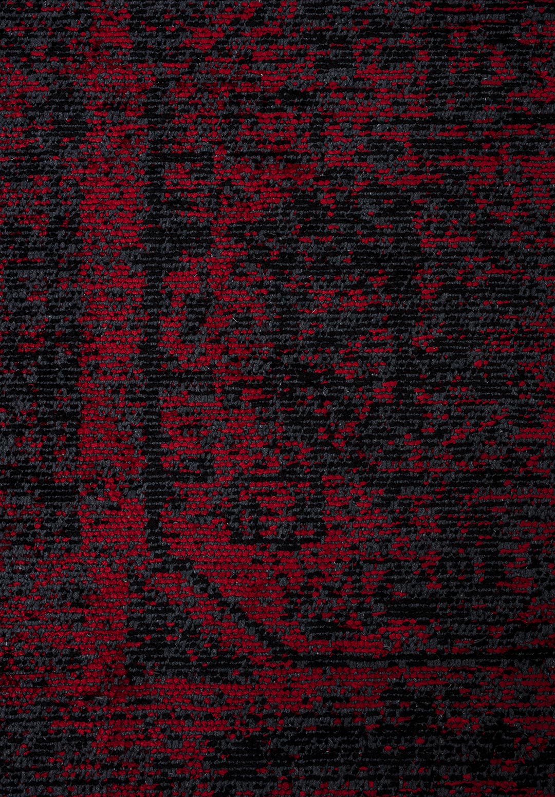 TILE BLACK - RED RUG