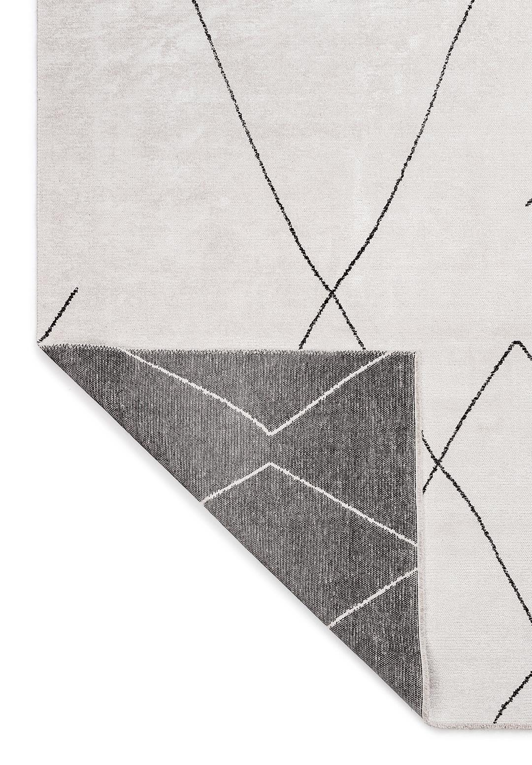 TRIBAL BLACK - ECRU RUG