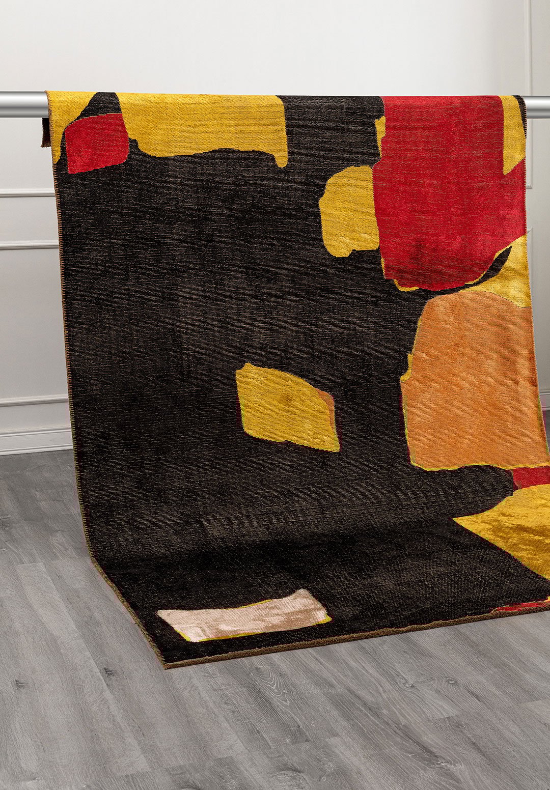 EUPHORIA YELLOW - BONE - RED - TERRA - BLACK RUG