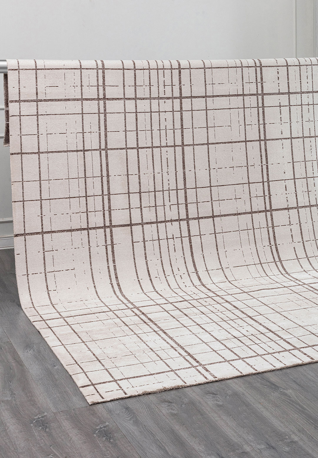 NEO DARK BROWN - ECRU RUG