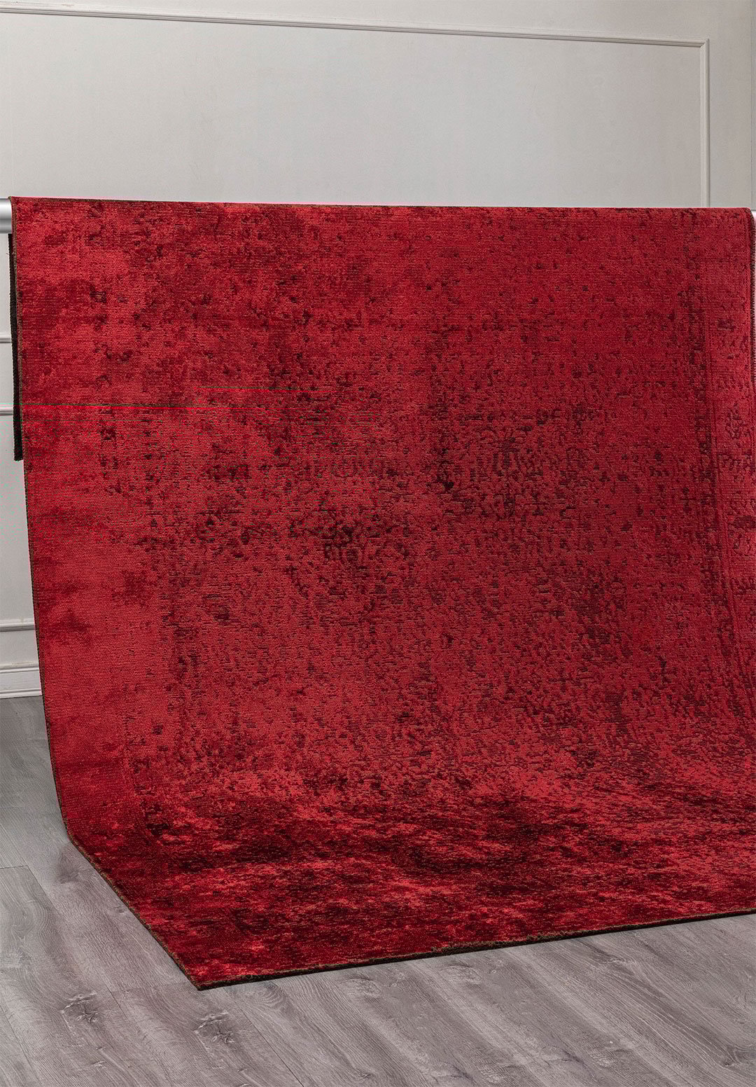 HERITAGE BLACK - RED RUG