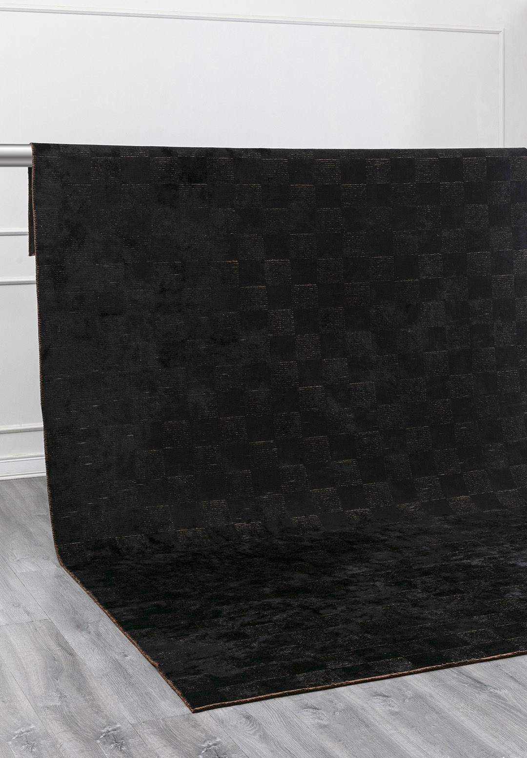CHECKERS BLACK RUG