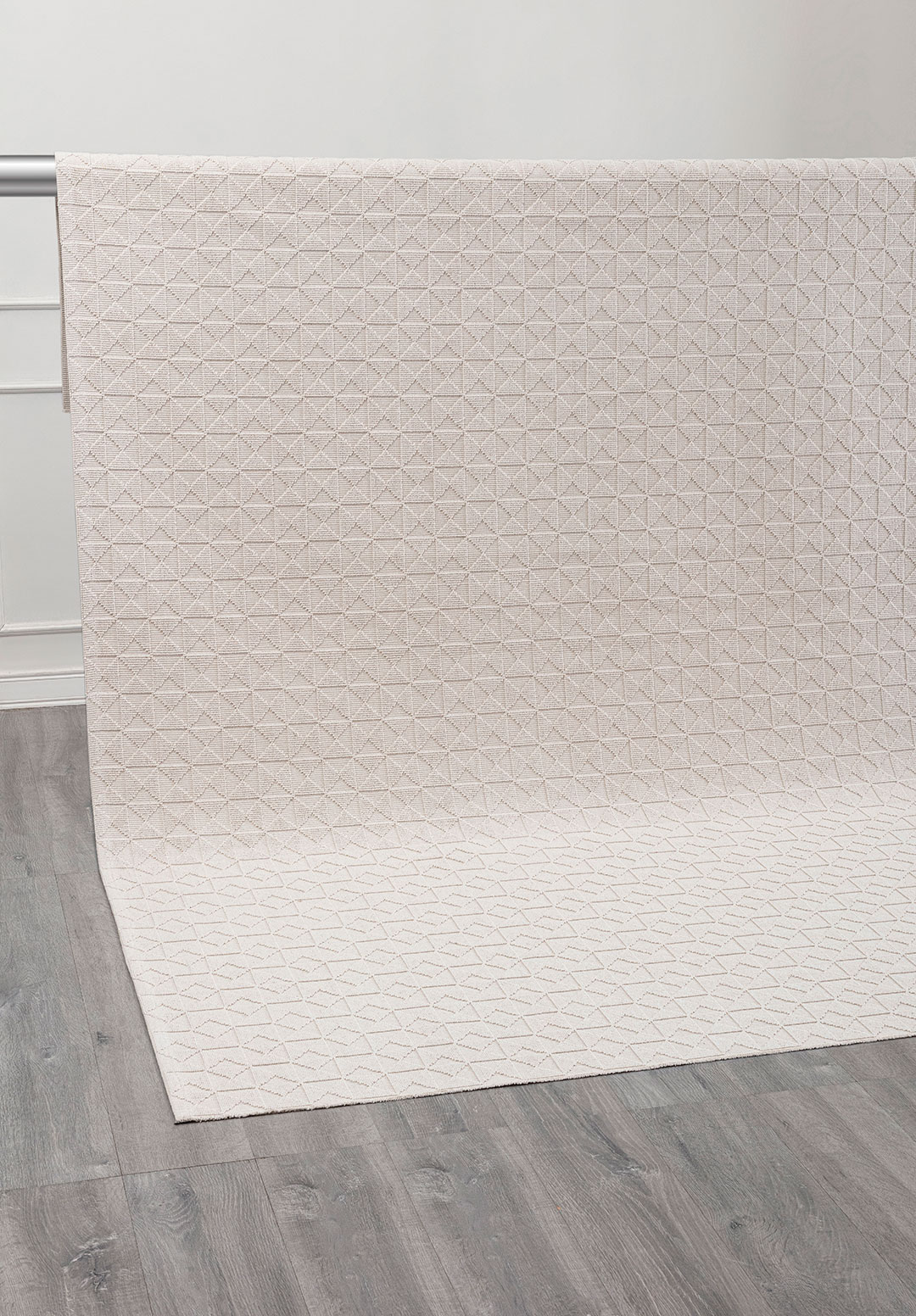 TRIO ECRU RUG